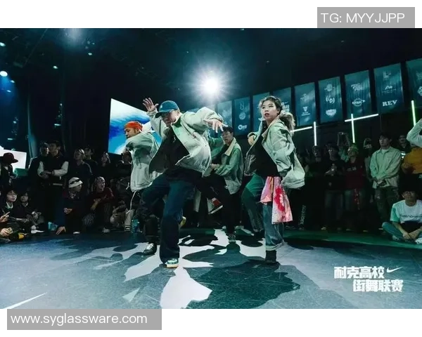 深圳街舞队的节奏体系与战术解析探索街舞文化的魅力与创新